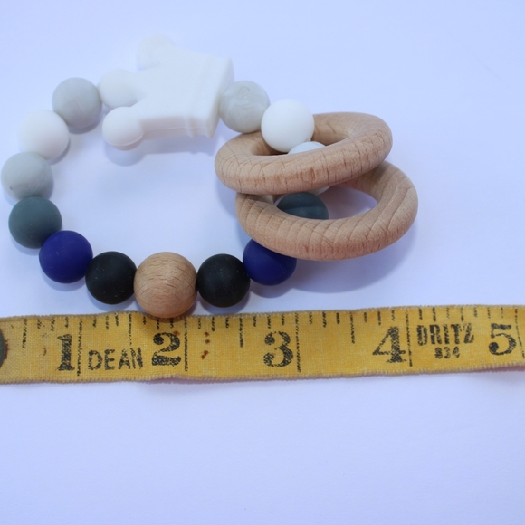 Baby Neutral Pacifier Clip & Teether set - Picture 5 of 5